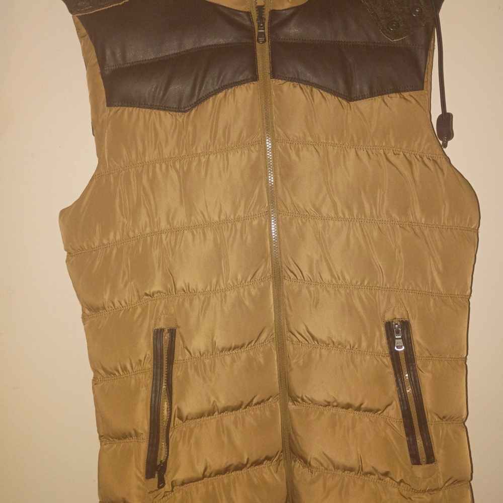 American Stitch Gold Puffer Vest